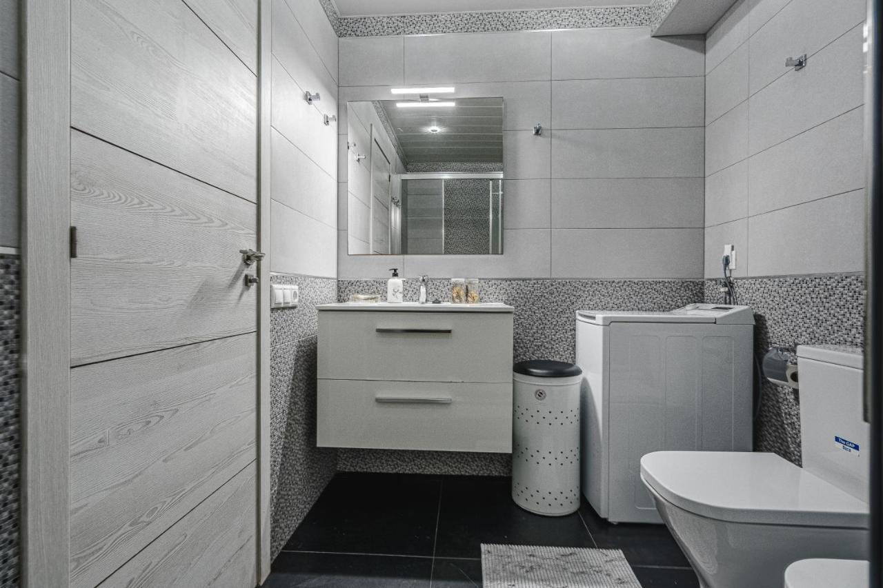 Apartament Amazing 3 Bedroom On The First Line Of The Americas Beach, Air Conditioner And Terrace Ocean View